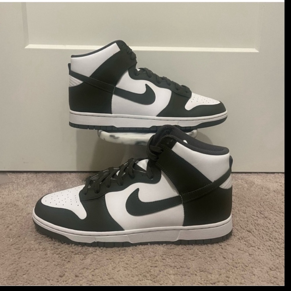Cargo Dunk - Picture 3 of 5